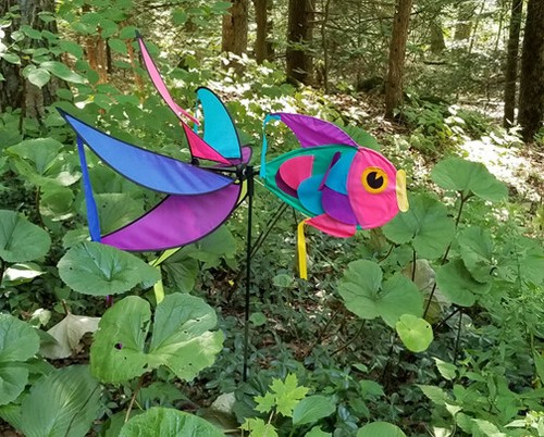 Damsel fish wind spinner yard - wind,